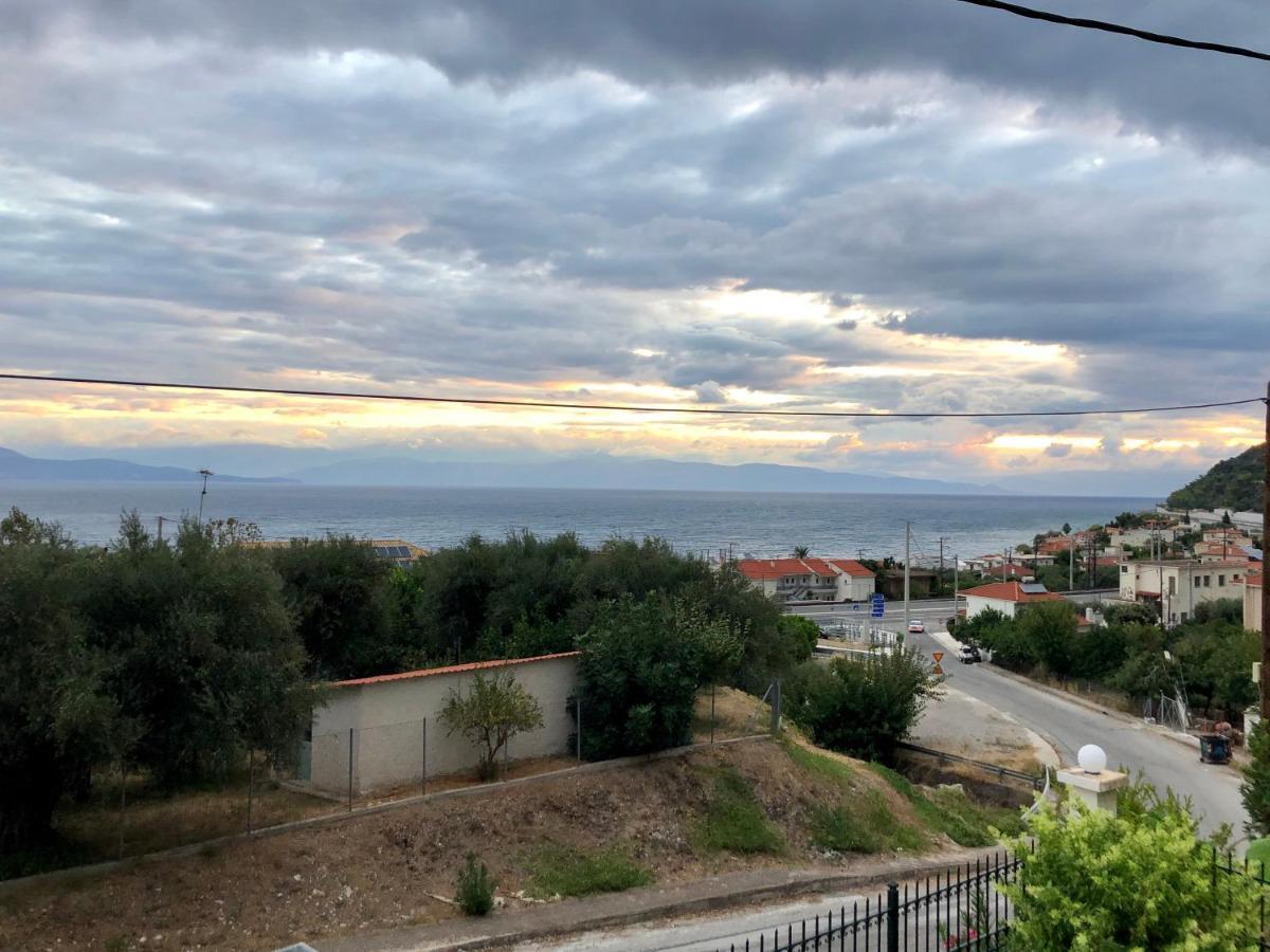 Paralia Platanou Seaview House Kültér fotó